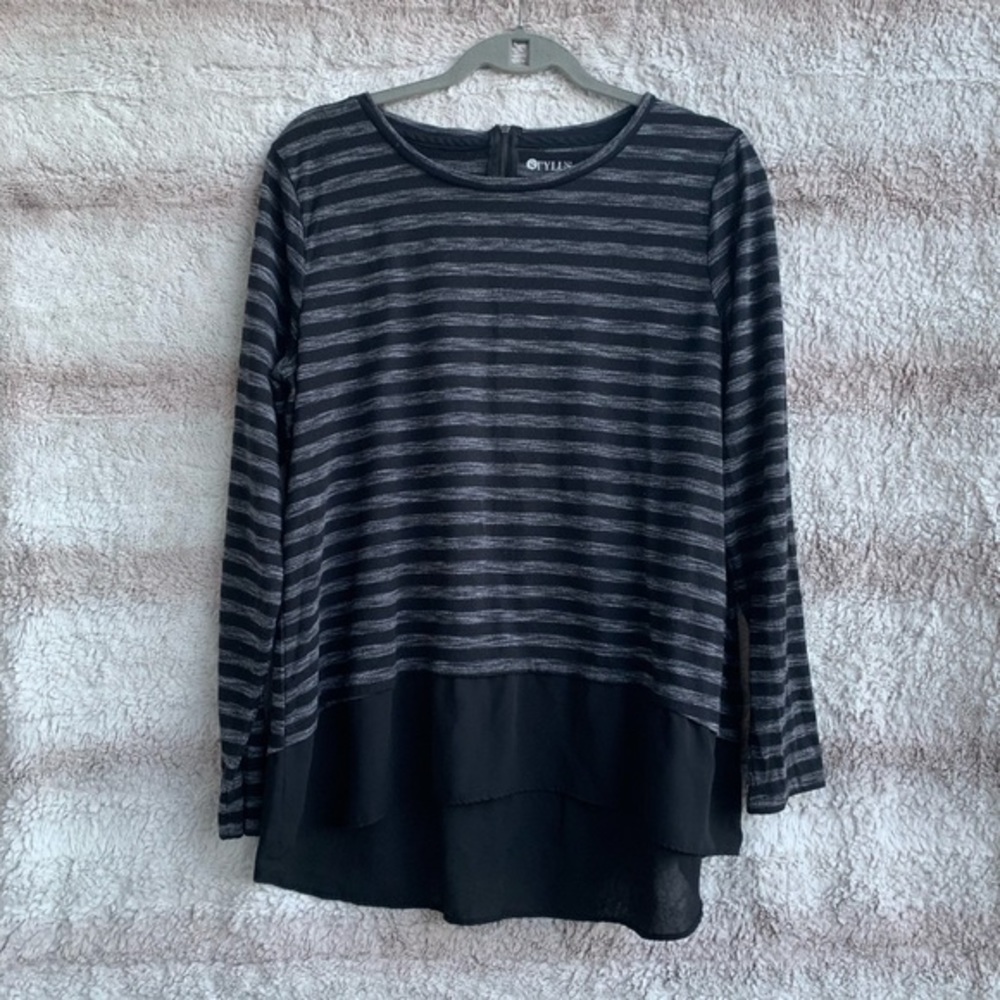Stylus XL Gray Black Striped Tunic Top